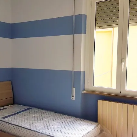 Apt. 7 - Dei Pini شقة *