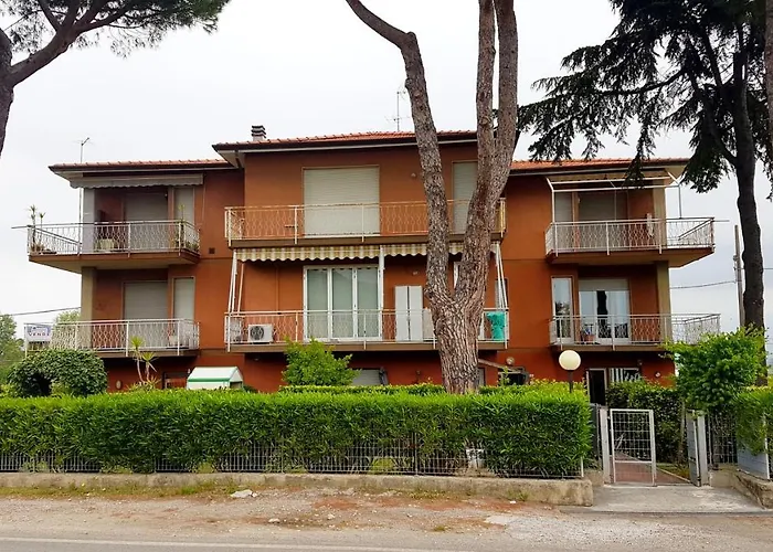 Apt. 7 - Dei Pini * Ameglia